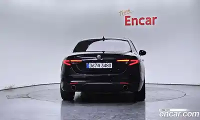 Alfa Romeo Giulia 2017 2.0 гидро в Москве № 1253829, миниатюра 4