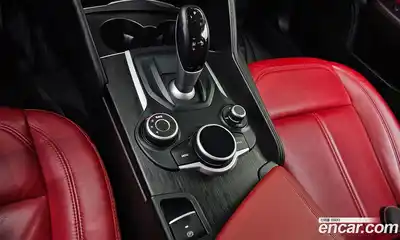 Alfa Romeo Giulia 2017 2.0 гидро в Москве № 1253829, миниатюра 9