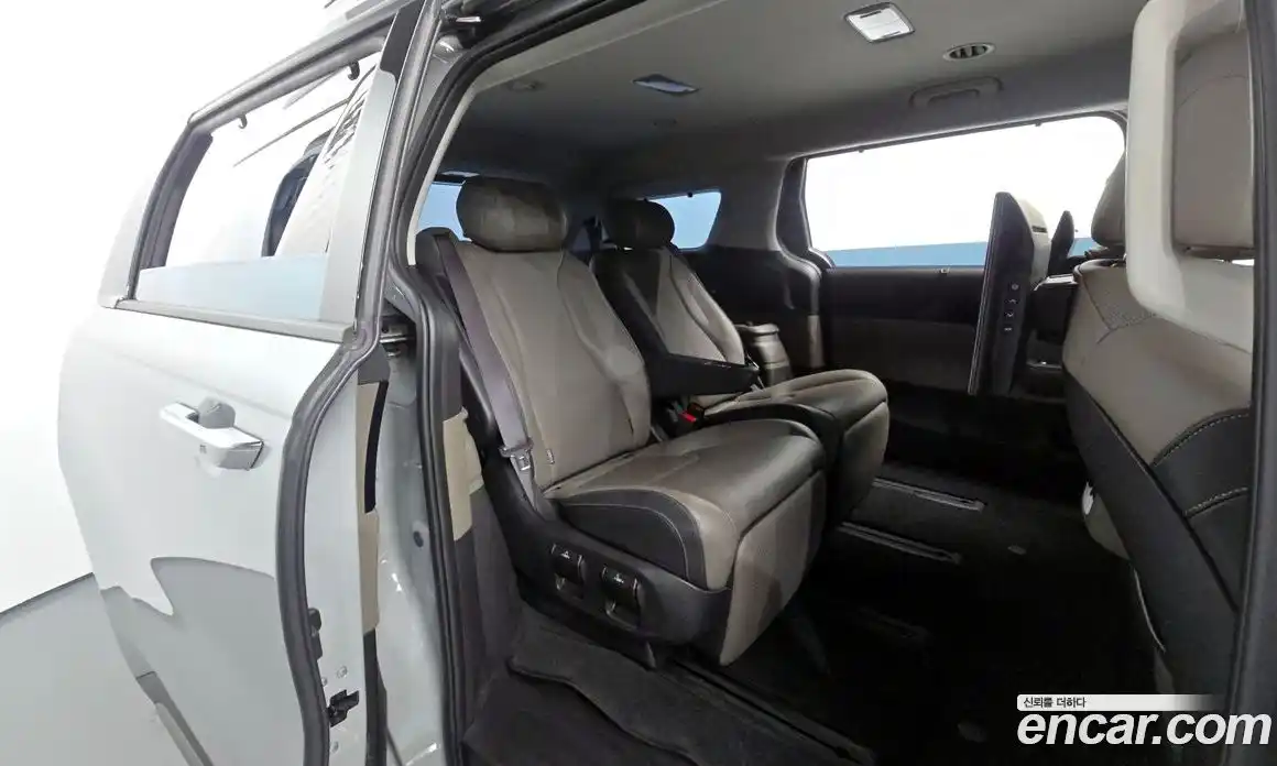 Kia Canival 2024 1.6 Автомат в Москве № 1278301, фото 11