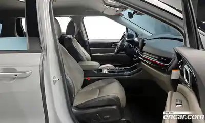 Kia Canival 2024 1.6 Автомат в Москве № 1278301, миниатюра 10