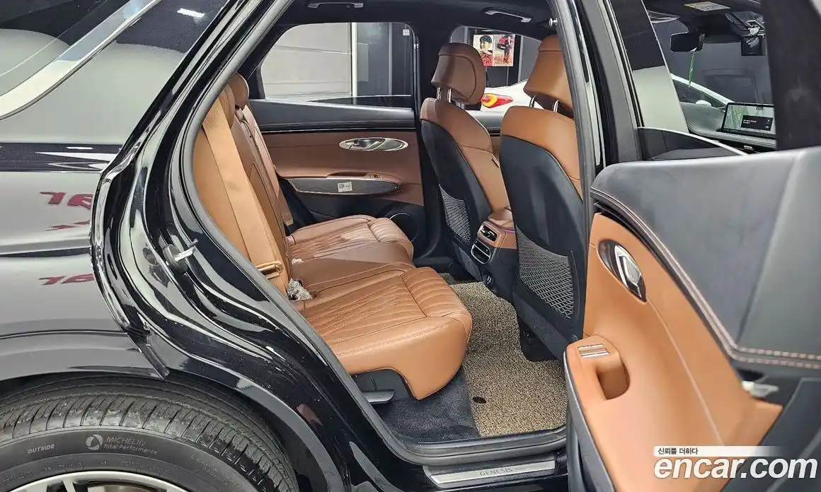 Genesis GV70 2022 2.5 Автомат в Москве № 1278310, фото 12