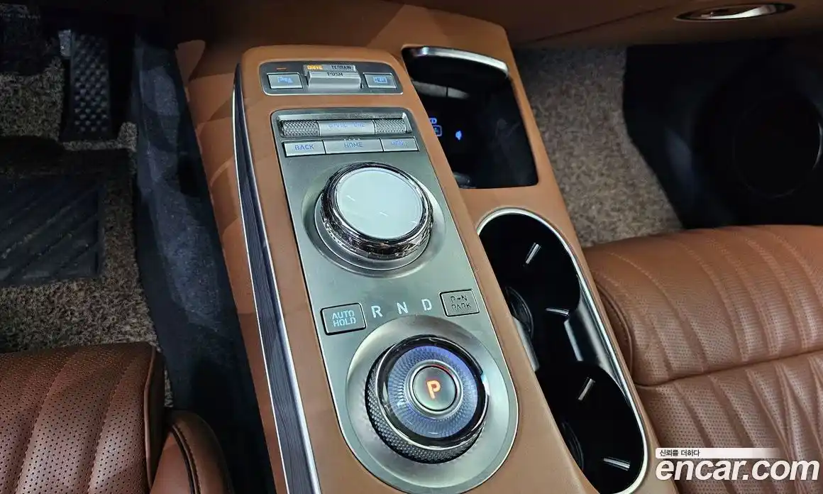 Genesis GV70 2022 2.5 Автомат в Москве № 1278310, фото 9