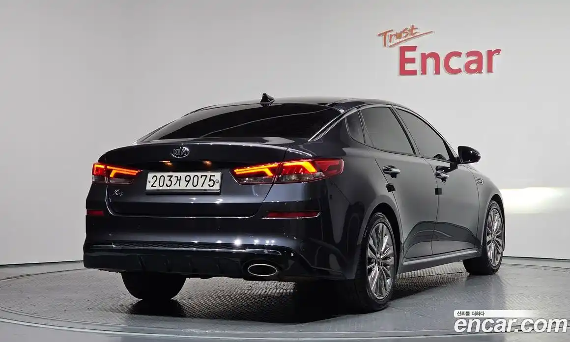 Kia K5 2019 2.0 Автомат в Москве № 1278314, фото 2