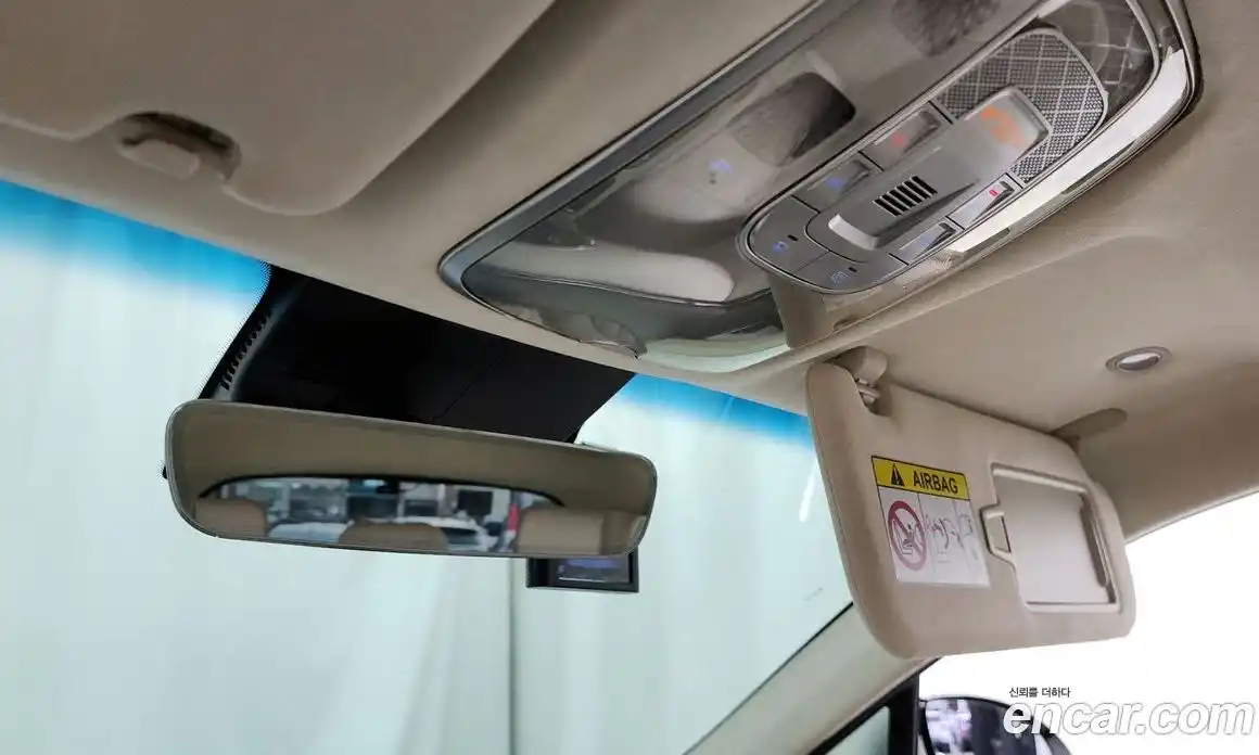 Genesis GV70 2021 2.5 Автомат в Москве № 1278320, фото 17