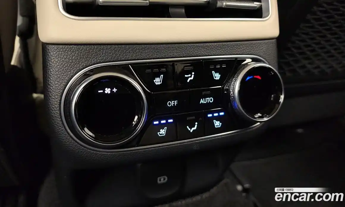 Genesis GV70 2021 2.5 Автомат в Москве № 1278320, фото 19