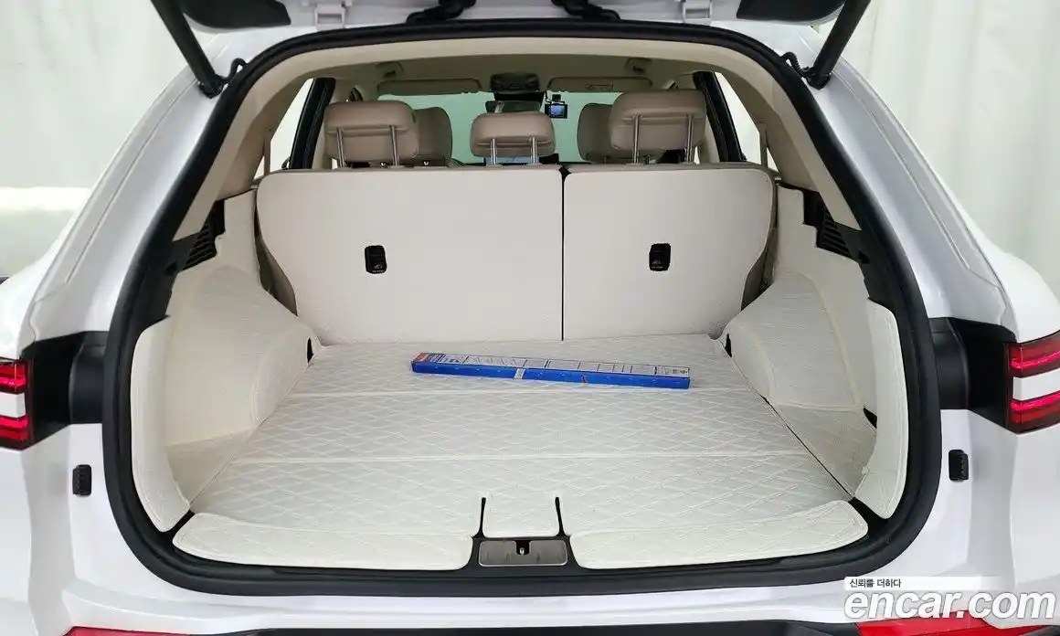 Genesis GV70 2021 2.5 Автомат в Москве № 1278320, фото 20