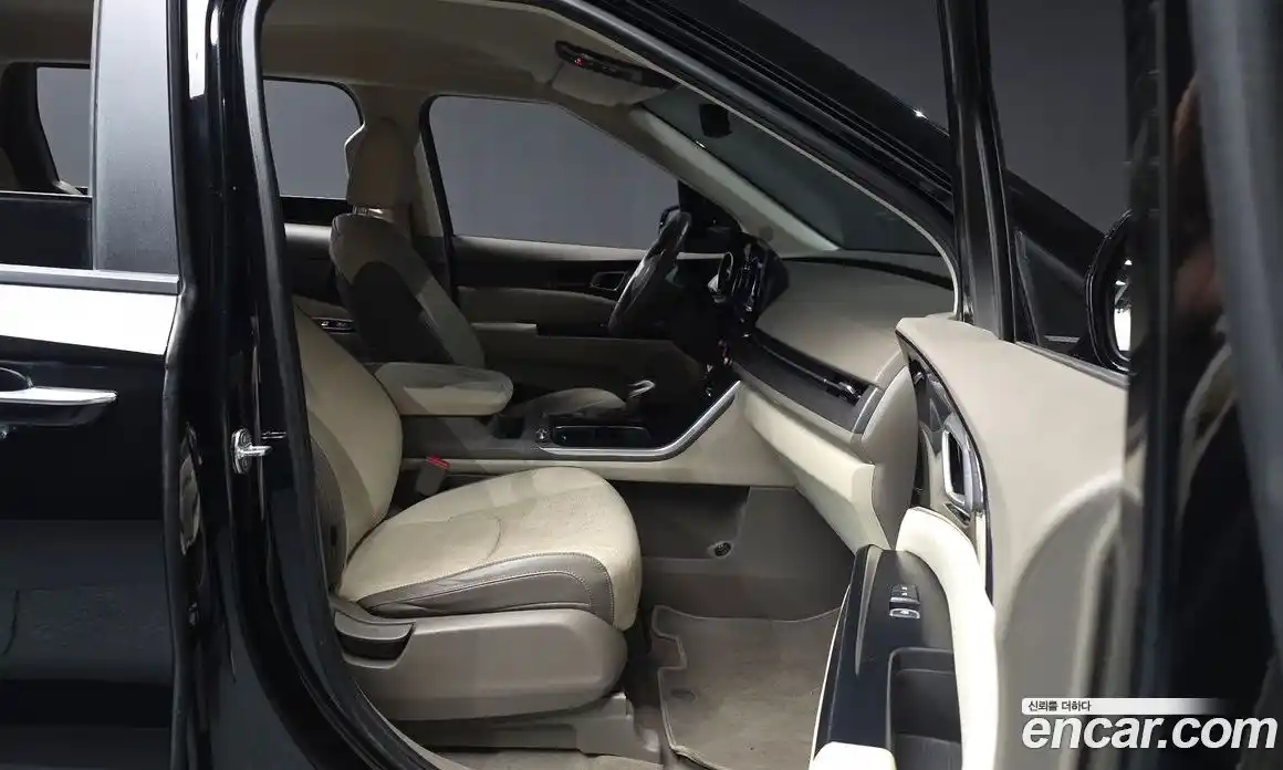 Kia Canival 2023 2.2 Автомат в Москве № 1278322, фото 10