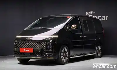 Hyundai Staria, 2023