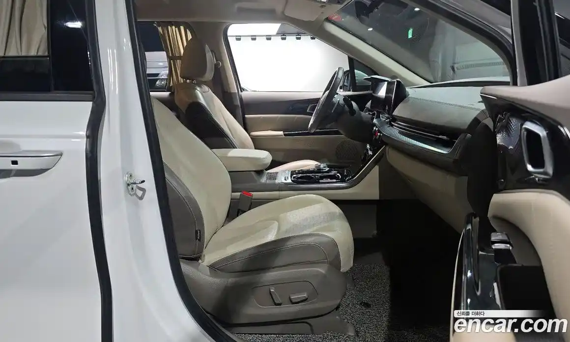 Kia Canival 2021 3.5 Автомат в Москве № 1279464, фото 11