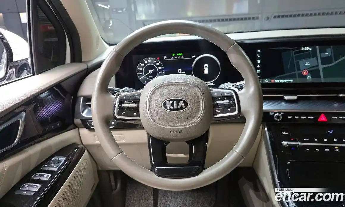 Kia Canival 2021 3.5 Автомат в Москве № 1279464, фото 13