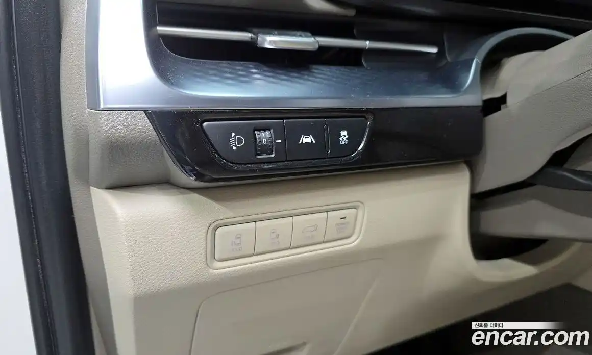 Kia Canival 2021 3.5 Автомат в Москве № 1279464, фото 17