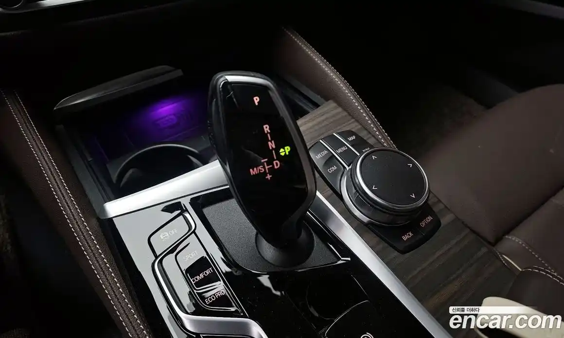 BMW 6-Series 2024 3.0 Автомат в Москве № 1279663, фото 9