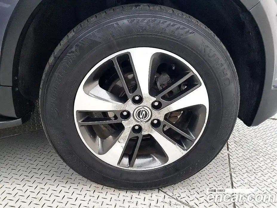 SsangYong Rexton 2015 2.2 гидро в Москве № 1279777, фото 20