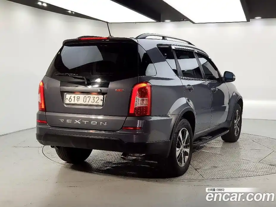SsangYong Rexton 2015 2.2 гидро в Москве № 1279777, фото 4