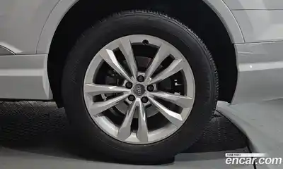 Audi Q7 2019 2.0 гидро в Москве № 1279942, миниатюра 4
