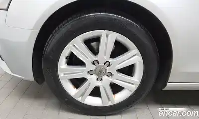Audi A4 2012 2.0 гидро в Москве № 1280240, миниатюра 5
