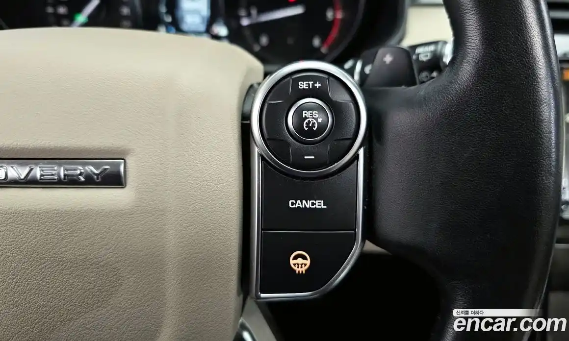 Land Rover Discovery 2018 2.0 гидро в Москве № 1280878, фото 16