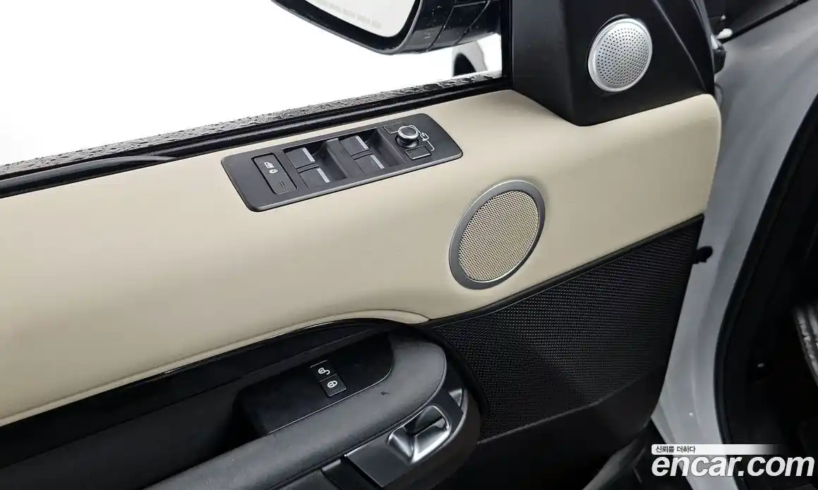 Land Rover Discovery 2018 2.0 гидро в Москве № 1280878, фото 18