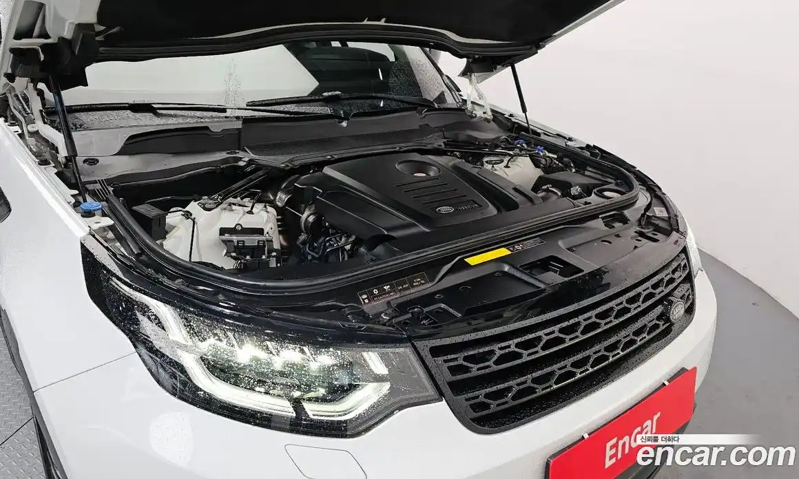 Land Rover Discovery 2018 2.0 гидро в Москве № 1280878, фото 6