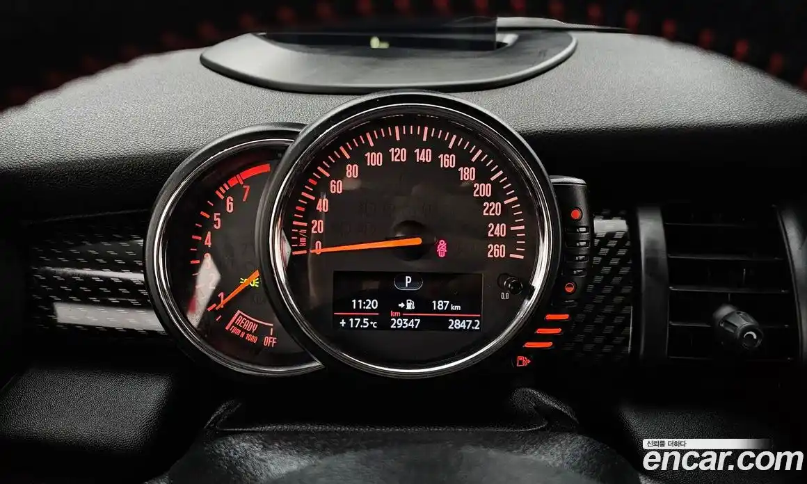Mini Cooper 2017 2.0 гидро в Москве № 1280998, фото 8