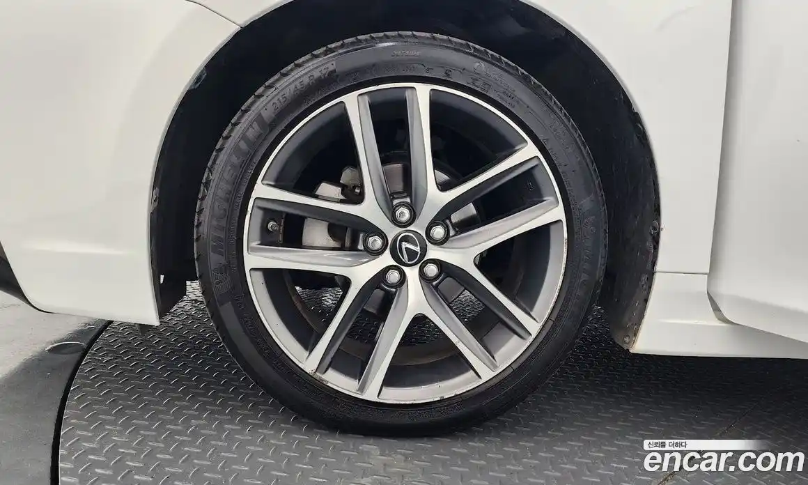 Lexus CT200h 2016 1.8 гидро в Москве № 1281397, фото 5