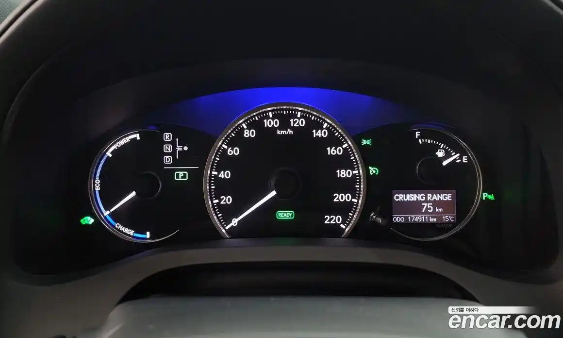 Lexus CT200h 2016 1.8 гидро в Москве № 1281397, фото 8