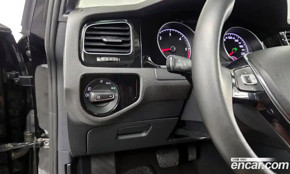 Volkswagen Golf 2015 2.0 гидро в Москве № 1281705, фото 16