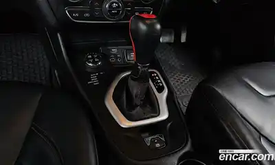Jeep Cherokee 2014 3.2 гидро в Москве № 1282003, миниатюра 9