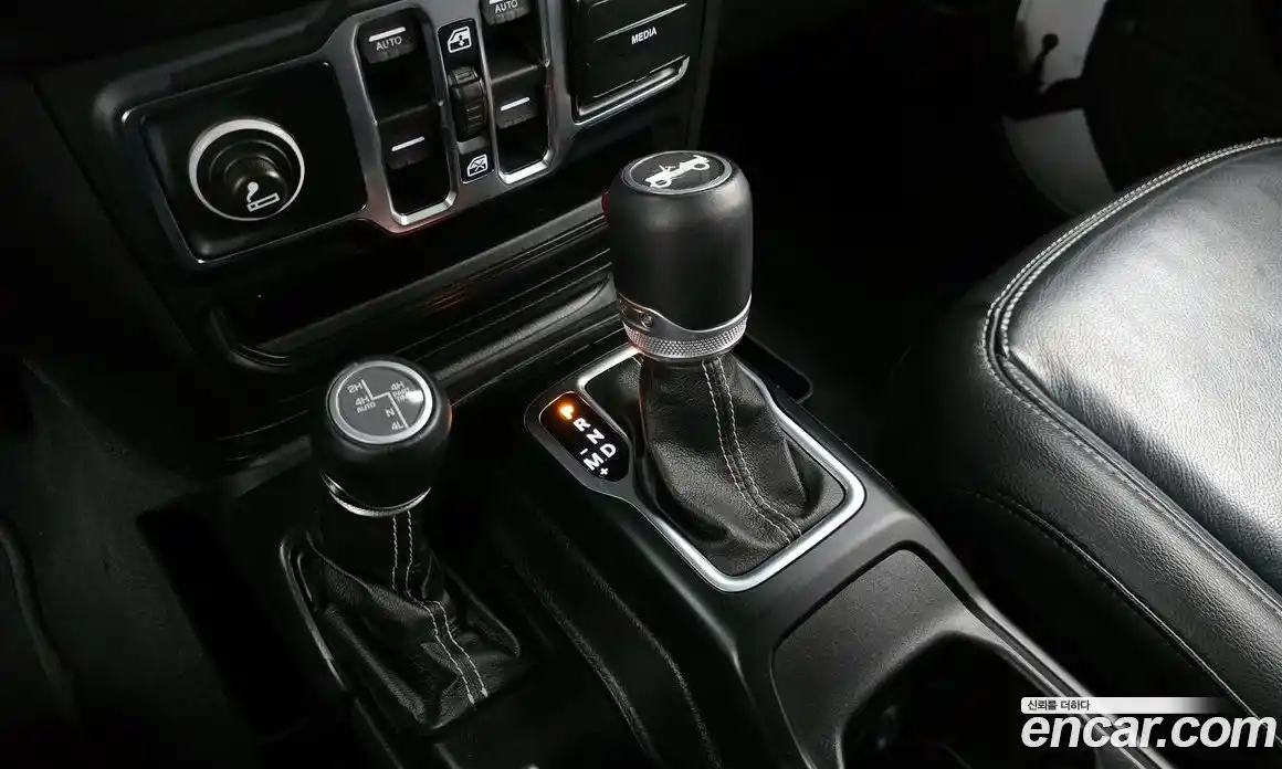 Jeep Wrangler 2019 2.0 гидро в Москве № 1282005, фото 9