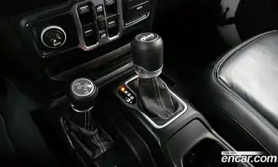 Jeep Wrangler 2019 2.0 гидро в Москве № 1282005, миниатюра 9