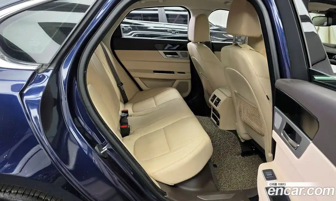 Jaguar XF 2017 2.0 гидро в Москве № 1283438, фото 12