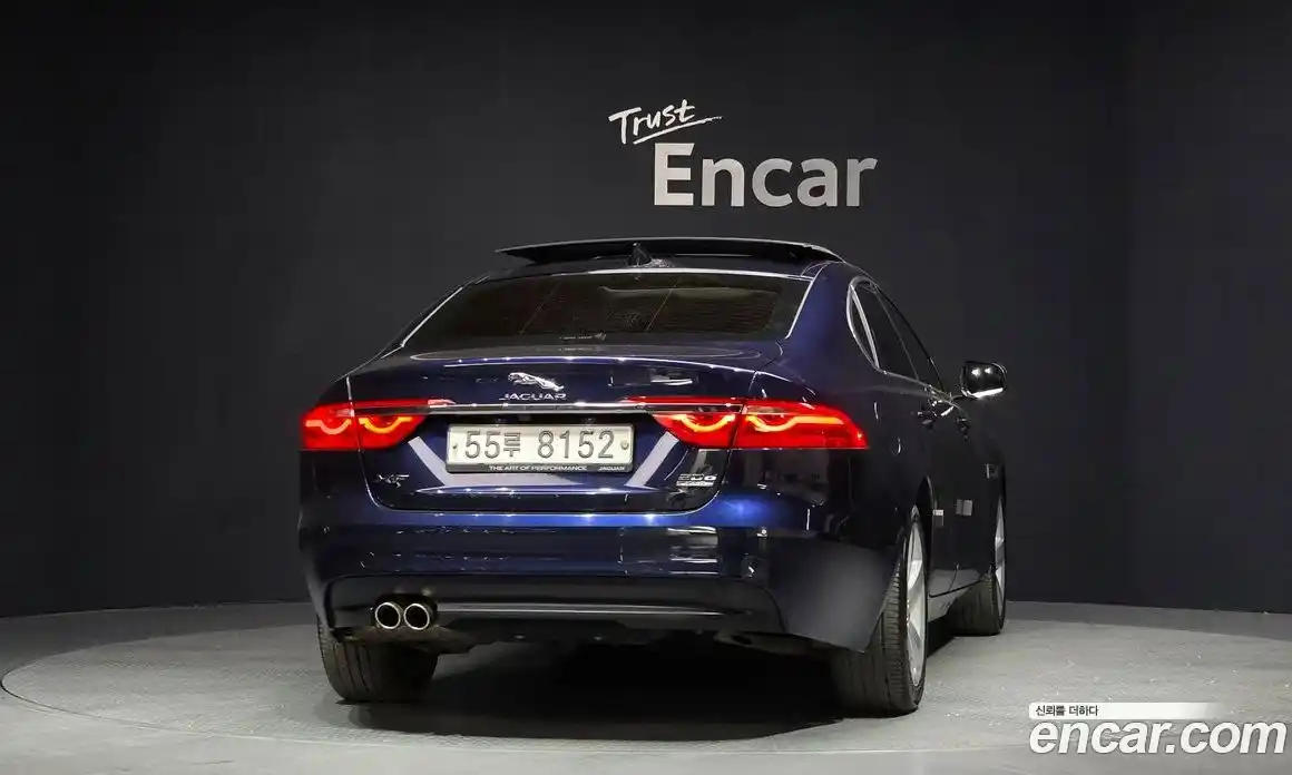 Jaguar XF 2017 2.0 гидро в Москве № 1283438, фото 4