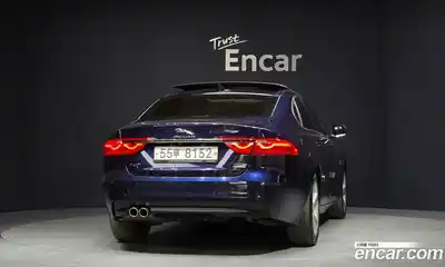Jaguar XF 2017 2.0 гидро в Москве № 1283438, миниатюра 4
