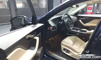 Jaguar F-Pace 2020 2.0 гидро в Москве № 1283466, миниатюра 10