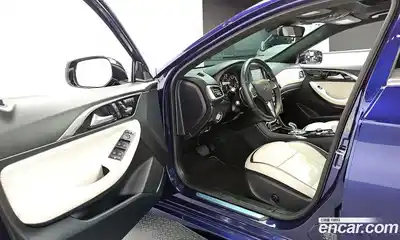 Infiniti Q30 2019 2.0 гидро в Москве № 1283633, миниатюра 11