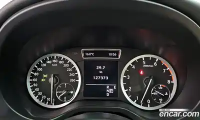 Infiniti Q30 2019 2.0 гидро в Москве № 1283633, миниатюра 8