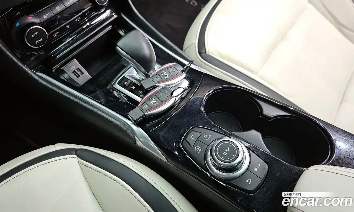 Infiniti Q30 2019 2.0 гидро в Москве № 1283633, фото 9