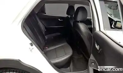 Kia Stonic 2018 1.4 гидро в Москве № 1288840, миниатюра 12