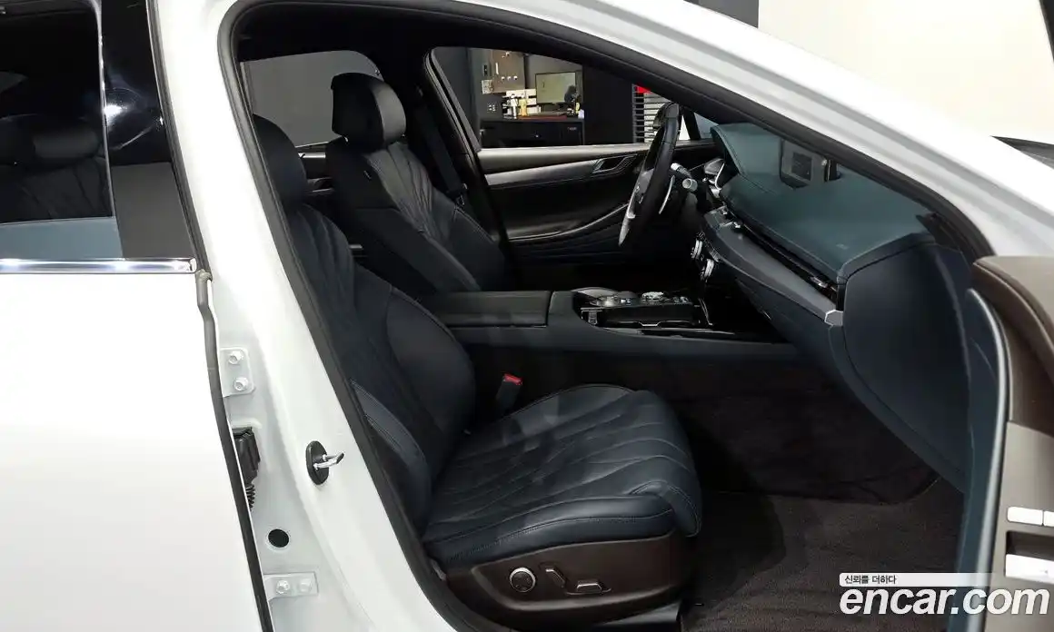 Genesis G80 2023 2.5 Автомат в Москве № 1289131, фото 11