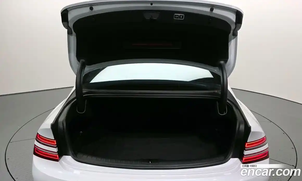 Genesis G80 2023 2.5 Автомат в Москве № 1289131, фото 20