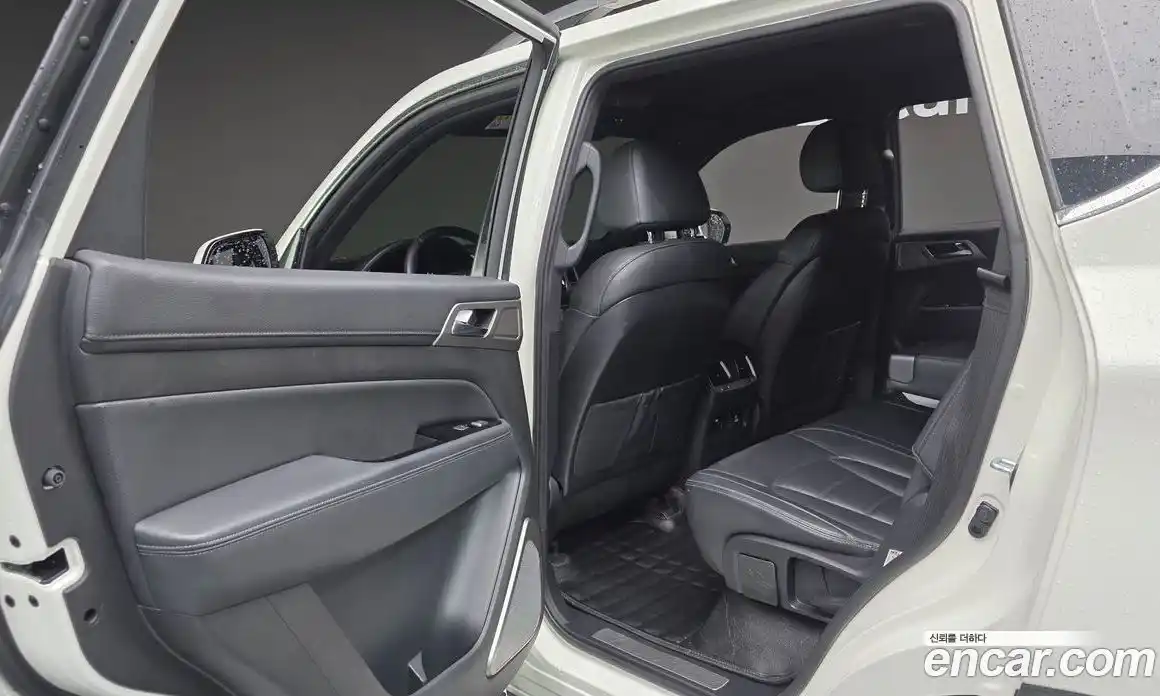 SsangYong Rexton 2018 2.2 Автомат в Москве № 1289226, фото 17