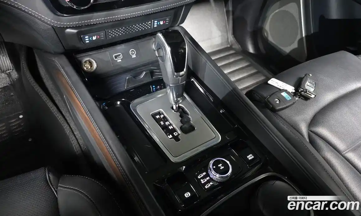 SsangYong Rexton 2018 2.2 Автомат в Москве № 1289226, фото 9