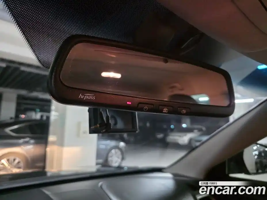 SsangYong TIBOLI 2015 1.6 Автомат в Москве № 1289244, фото 13