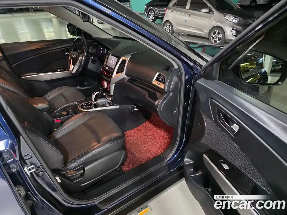 SsangYong TIBOLI 2015 1.6 Автомат в Москве № 1289244, фото 17