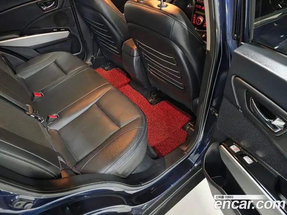 SsangYong TIBOLI 2015 1.6 Автомат в Москве № 1289244, фото 18