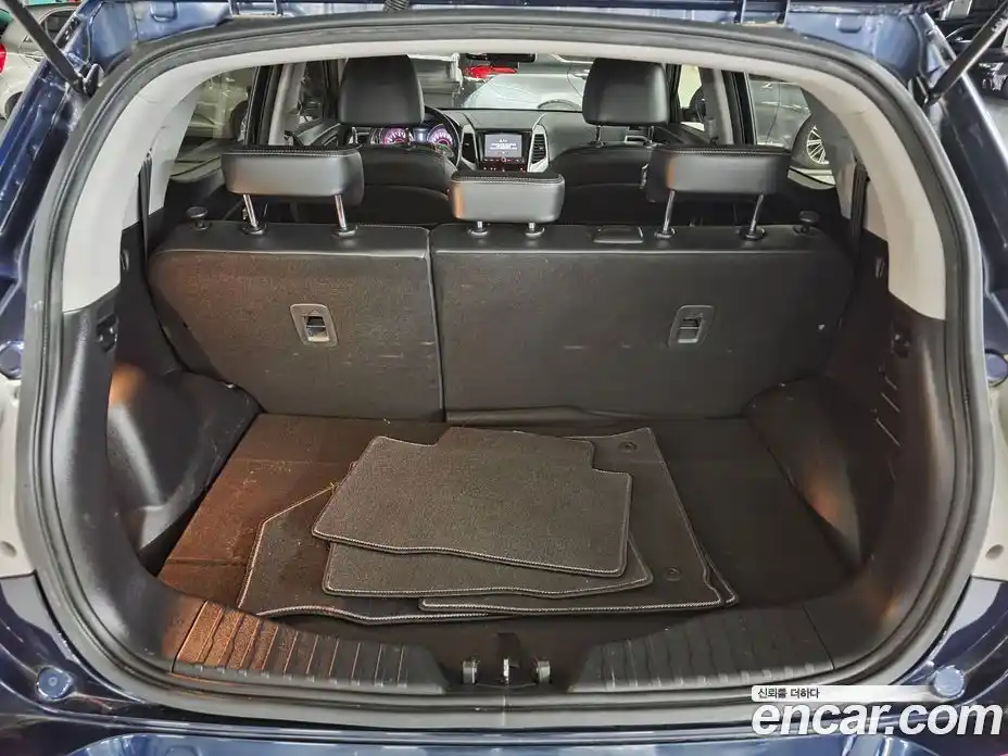 SsangYong TIBOLI 2015 1.6 Автомат в Москве № 1289244, фото 19