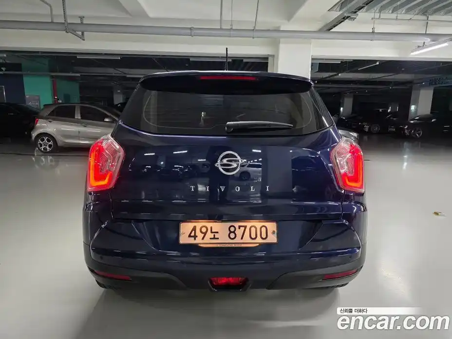 SsangYong TIBOLI 2015 1.6 Автомат в Москве № 1289244, фото 8