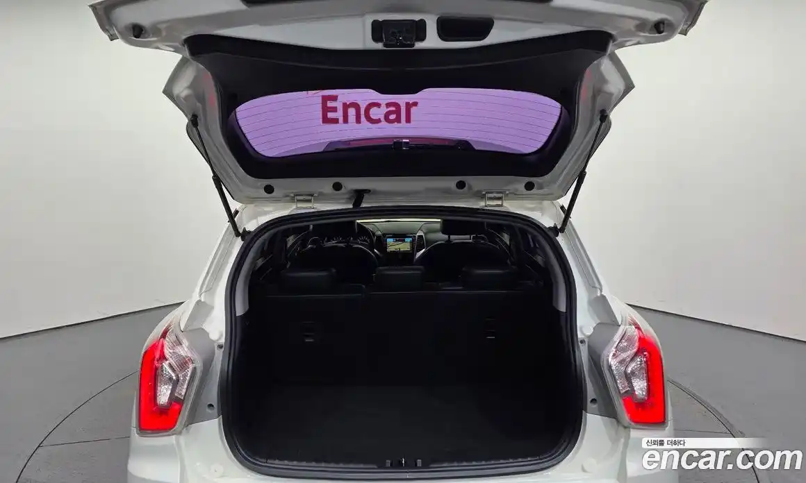 SsangYong TIBOLI 2015 1.6 Автомат в Москве № 1289342, фото 20