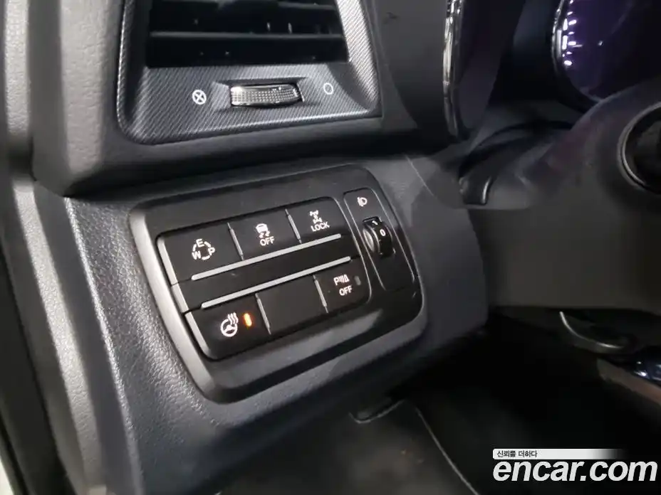 SsangYong TIBOLI 2017 1.6 Автомат в Москве № 1289764, фото 16