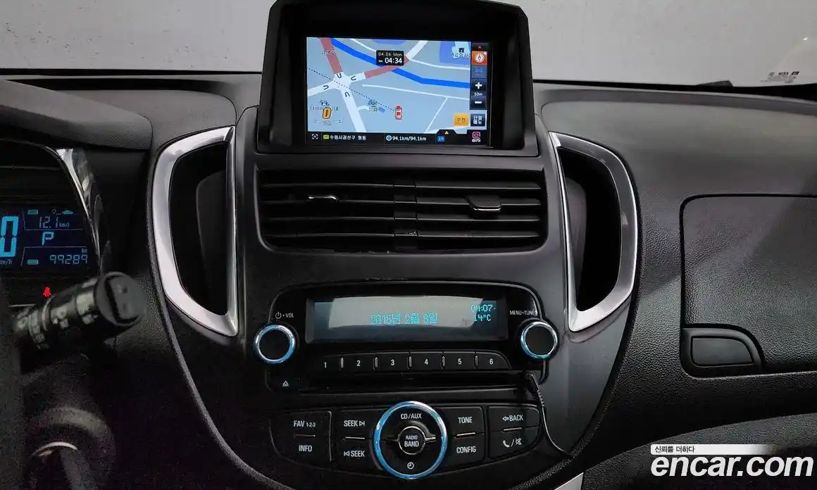 Chevrolet Trax 2015 1.4 Автомат в Москве № 1289975, фото 13